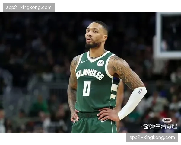 罗林斯26分10板7助3断 雄鹿进攻体系因利拉德报销彻底重构 罗林斯26分10板7助3断 雄鹿进攻体系因利拉德报销彻底重构