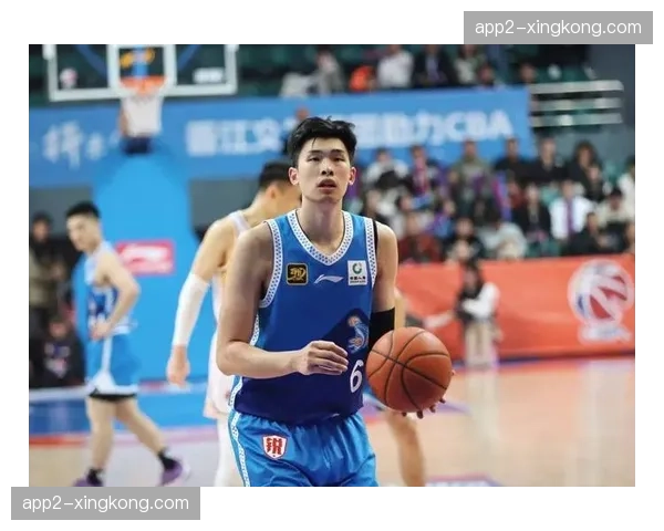 福建邹阳20+10两双数据 内线对抗优势逐渐显现